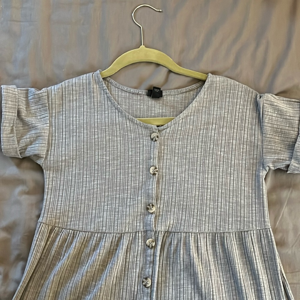 Gray dress
